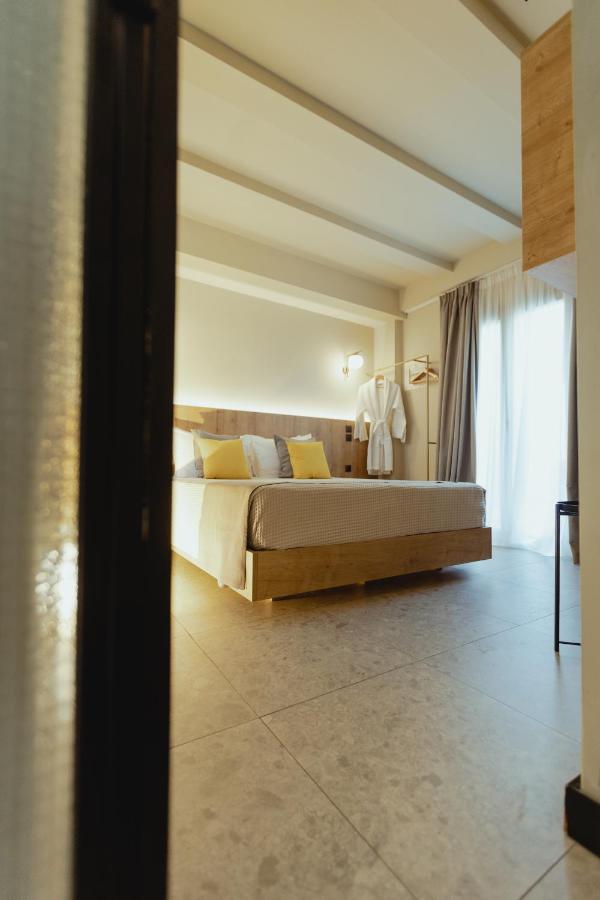 Metis Urbane Living Spaces Афіни Екстер'єр фото